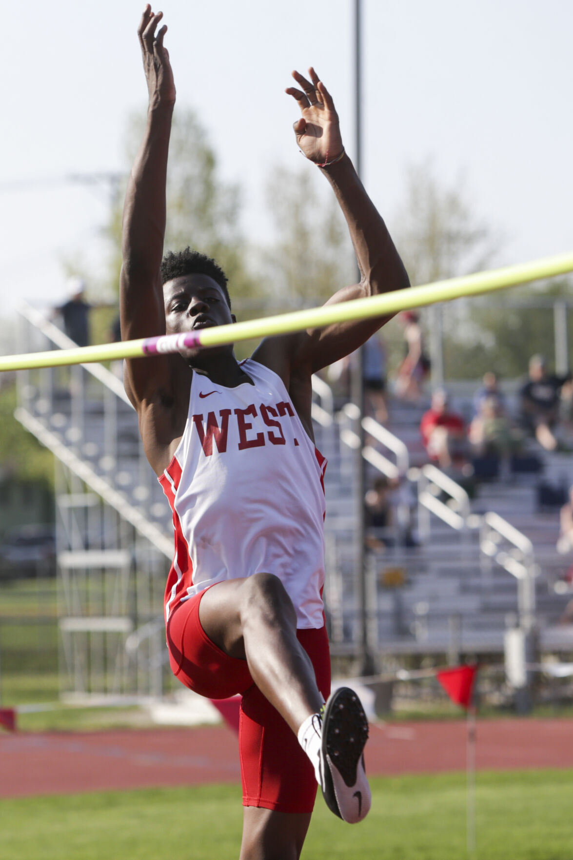 051222-qc-spt-district track-124.jpg